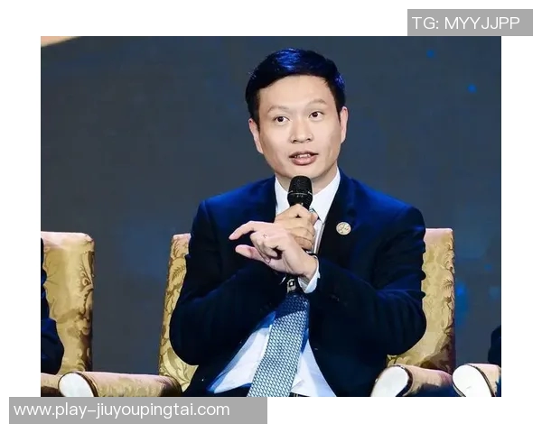 实时新闻深度对话探寻陈磊在英雄联盟中的成长与奋斗历程